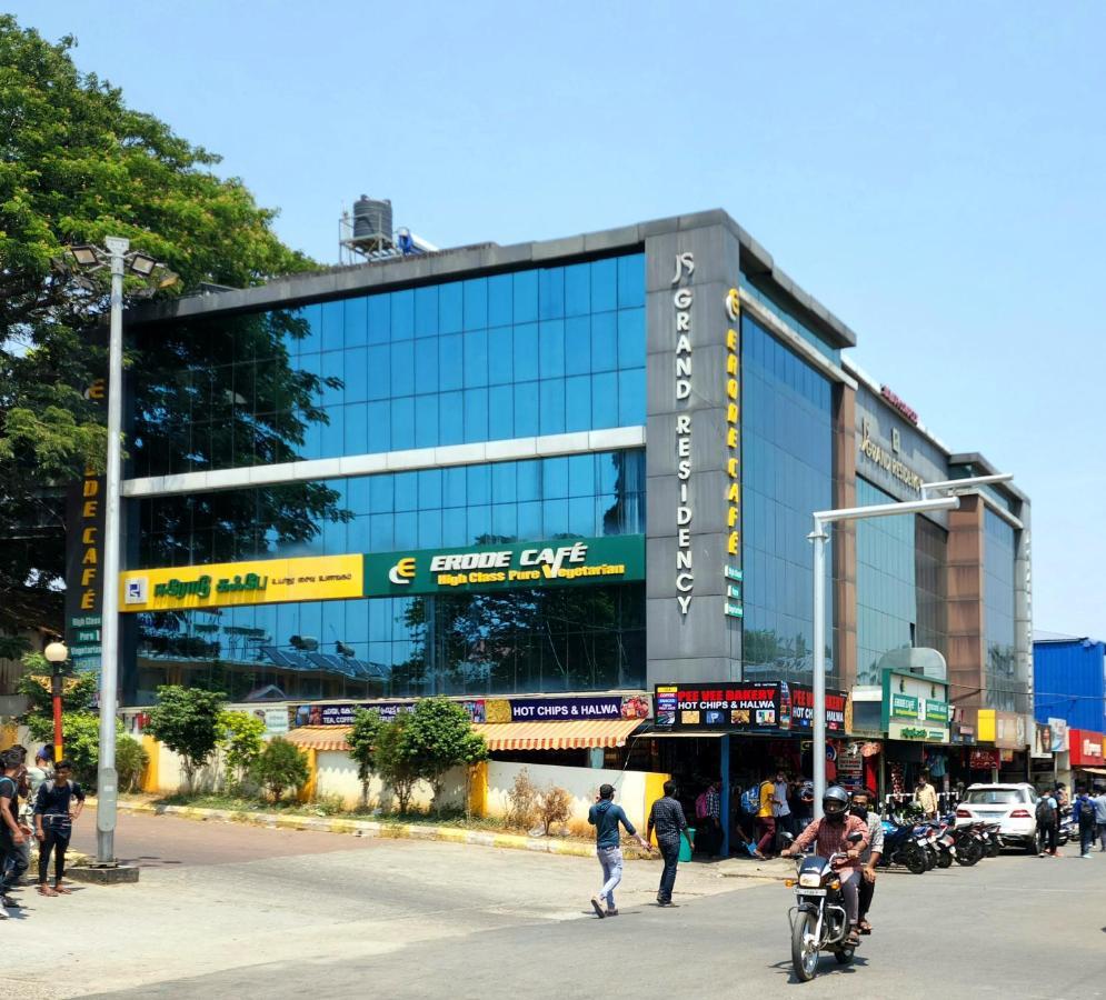 Js Grand Residency Hotell Palakkad Exteriör bild
